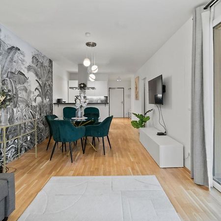 Balcony Apartment I 50 M² I Near City Center Відень Екстер'єр фото
