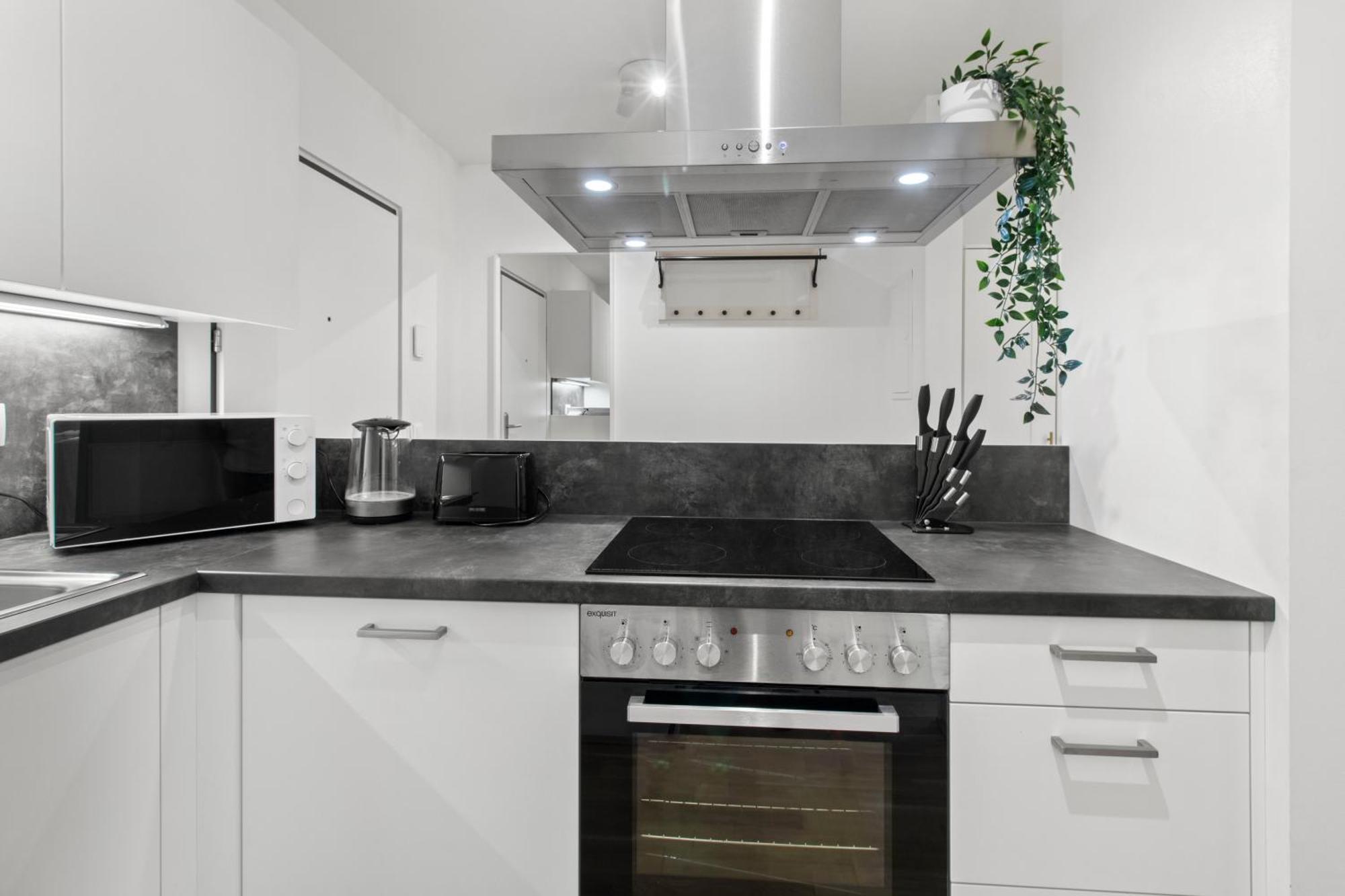 Balcony Apartment I 50 M² I Near City Center Відень Екстер'єр фото
