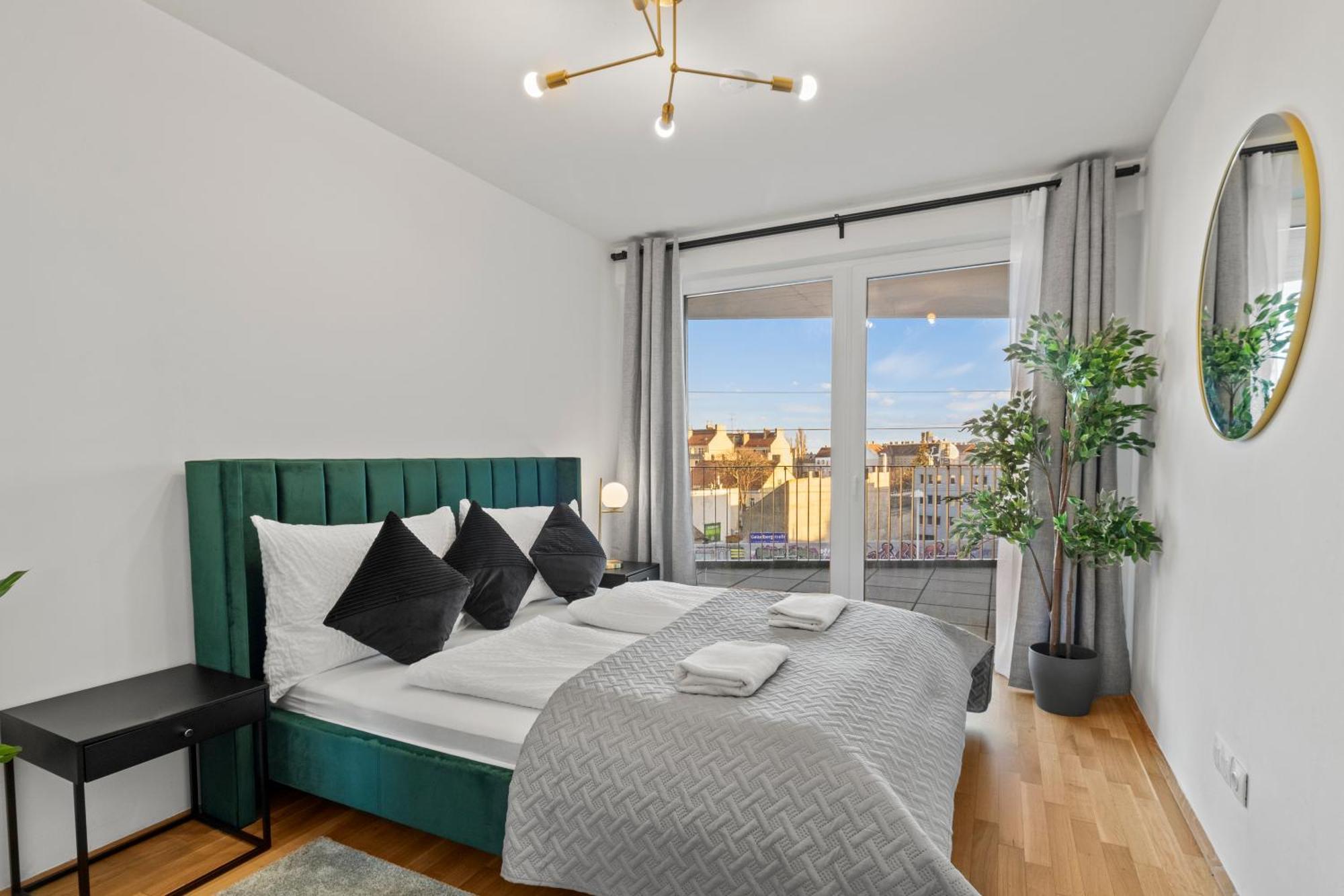 Balcony Apartment I 50 M² I Near City Center Відень Екстер'єр фото