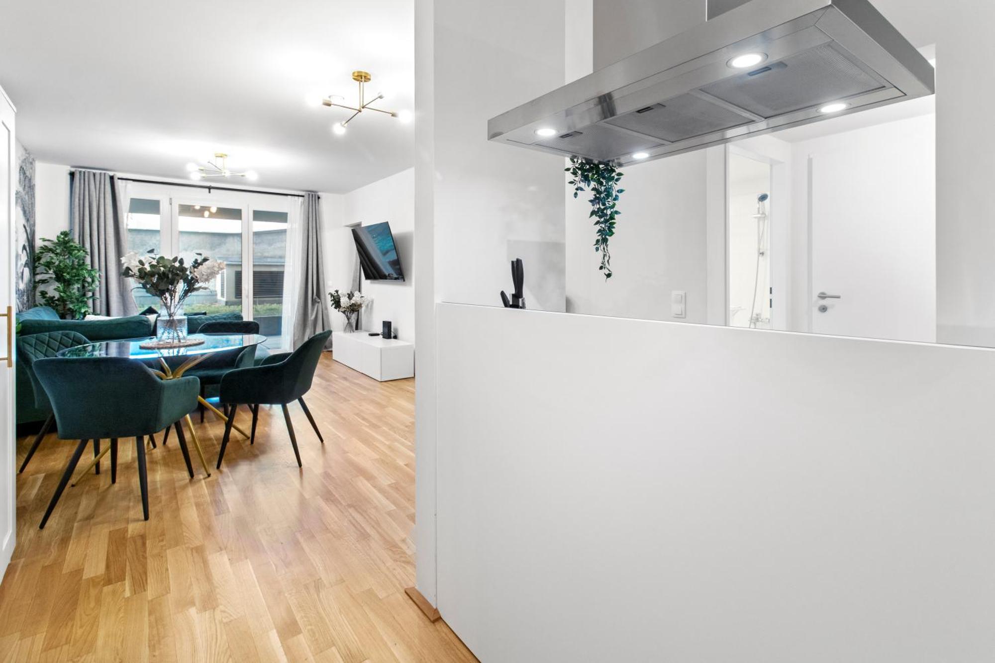 Balcony Apartment I 50 M² I Near City Center Відень Екстер'єр фото