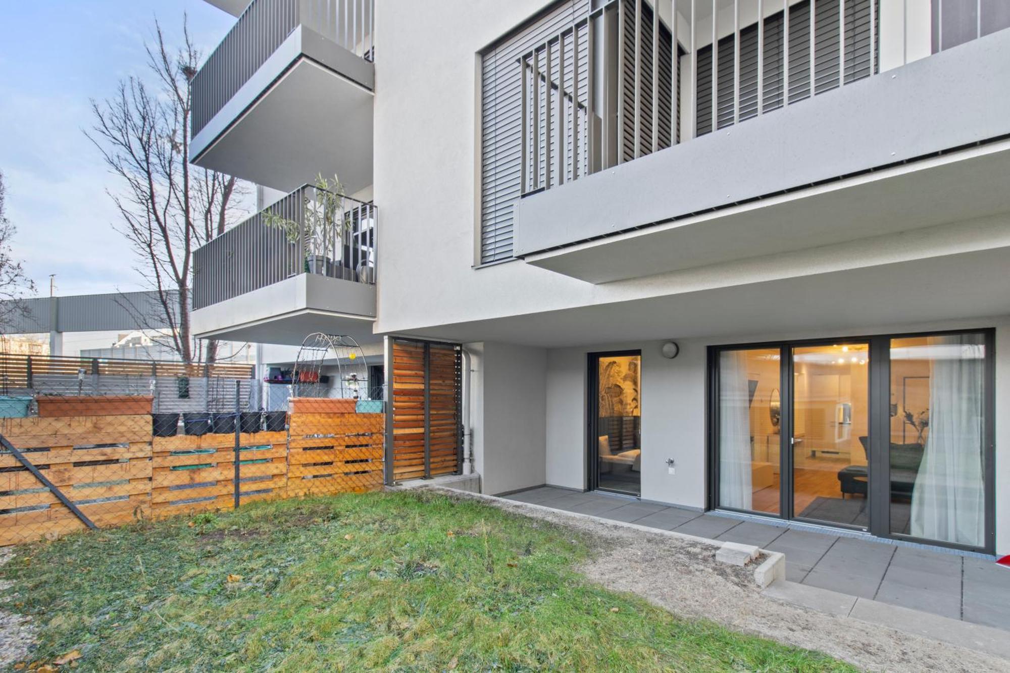 Balcony Apartment I 50 M² I Near City Center Відень Екстер'єр фото