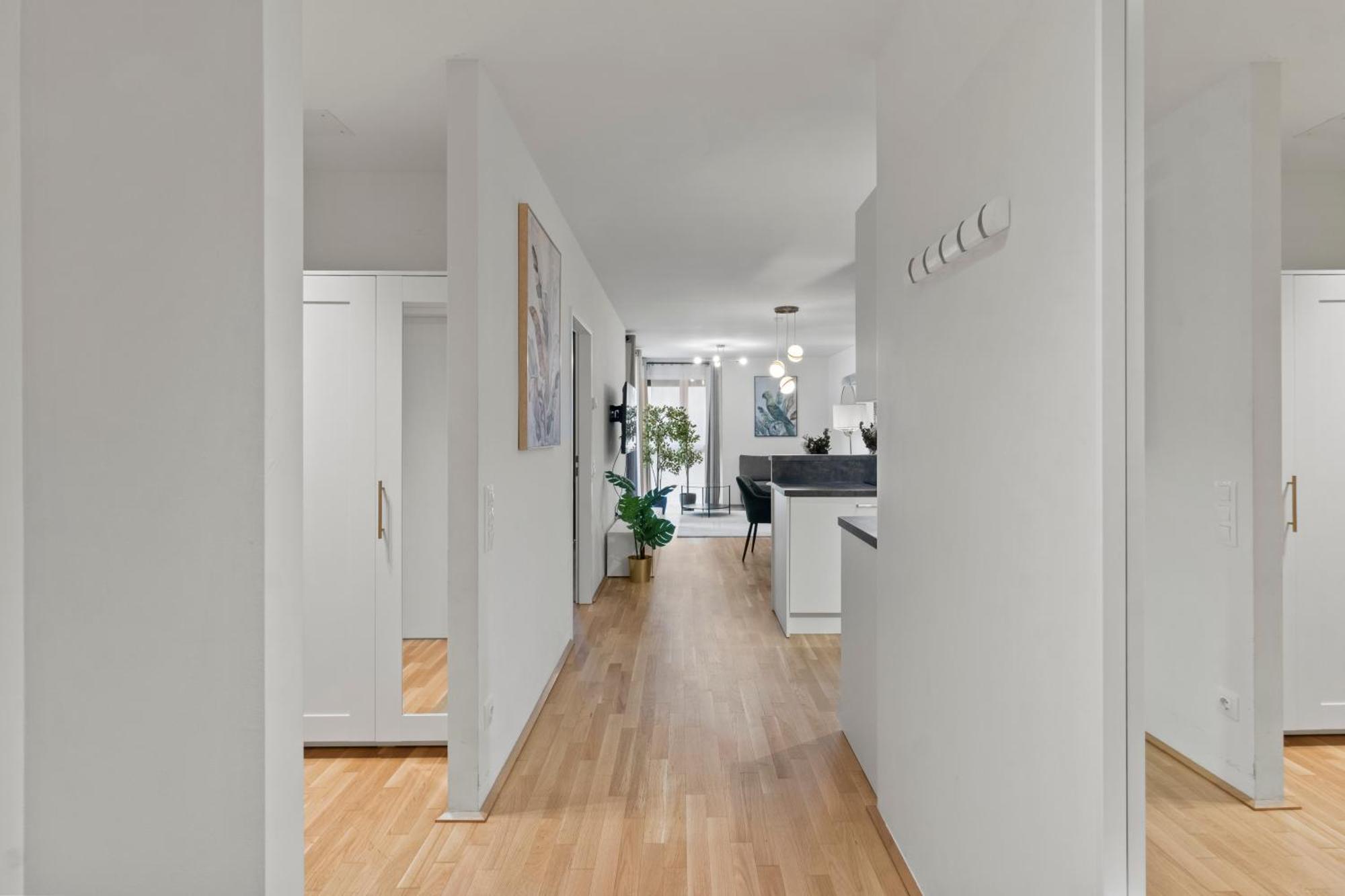 Balcony Apartment I 50 M² I Near City Center Відень Екстер'єр фото